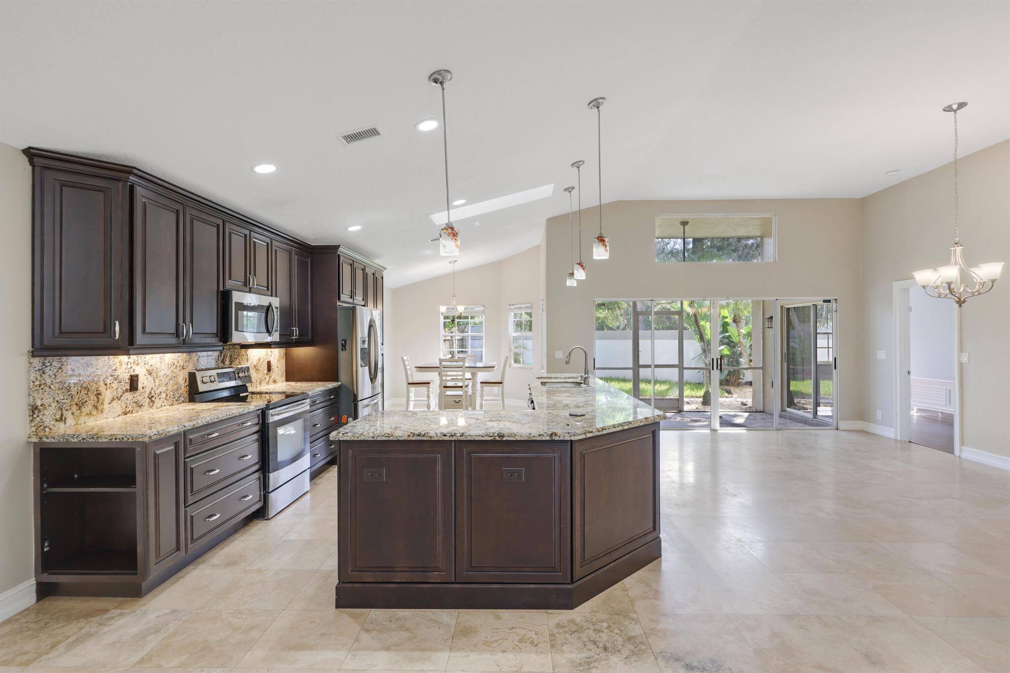 7546 Ironbridge Circle