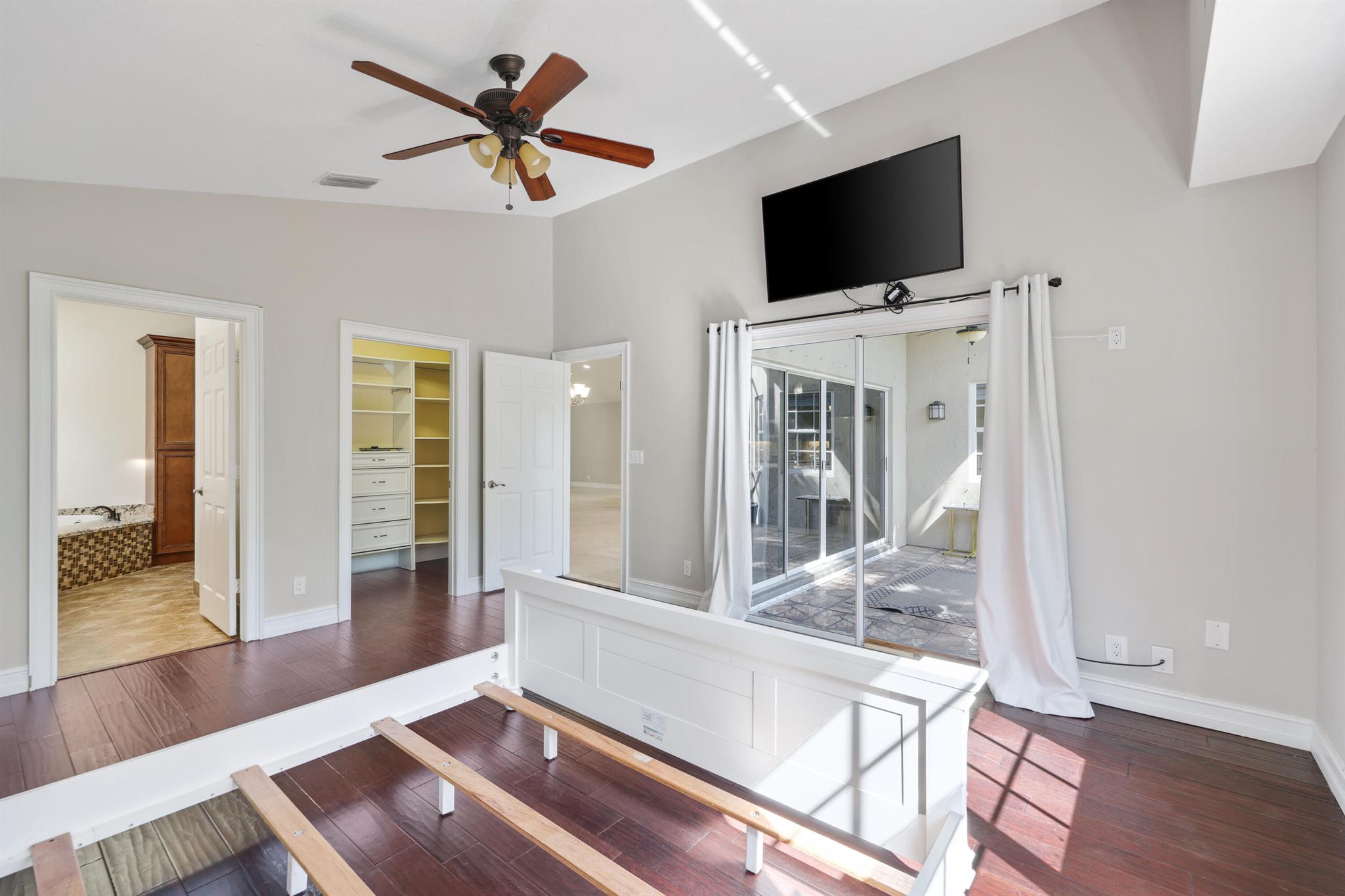 7546 Ironbridge Circle