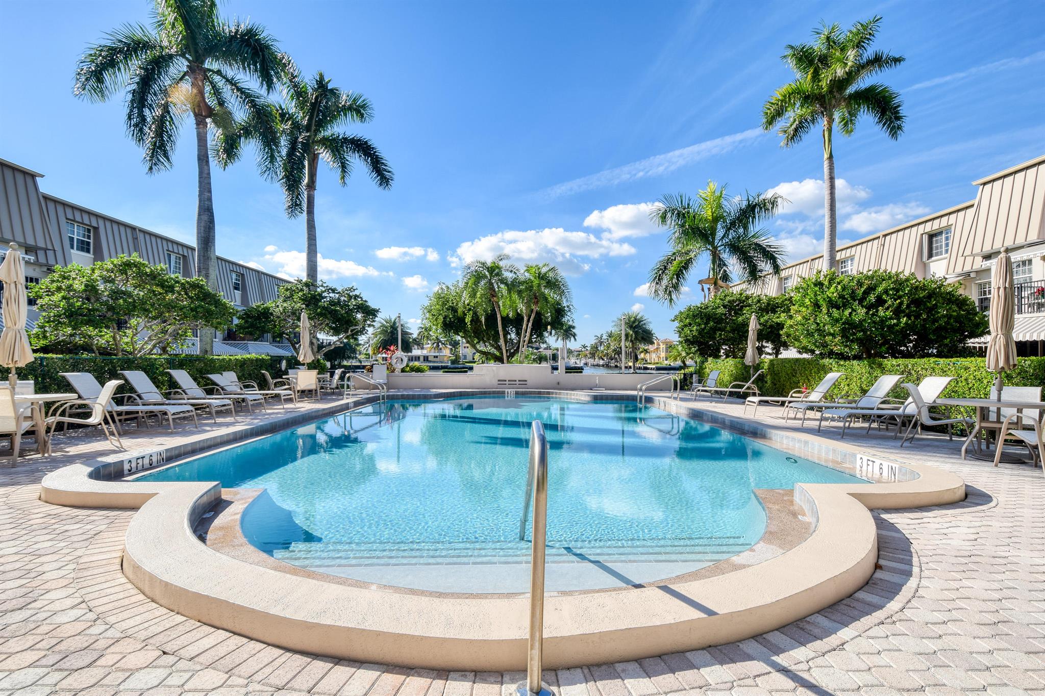 2000 S Ocean Boulevard 602