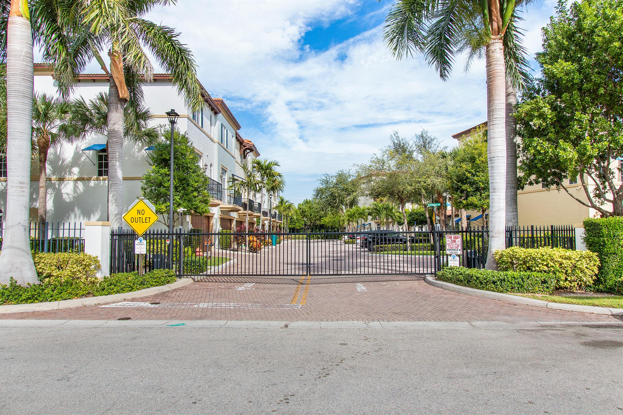 3261 Estancia Lane