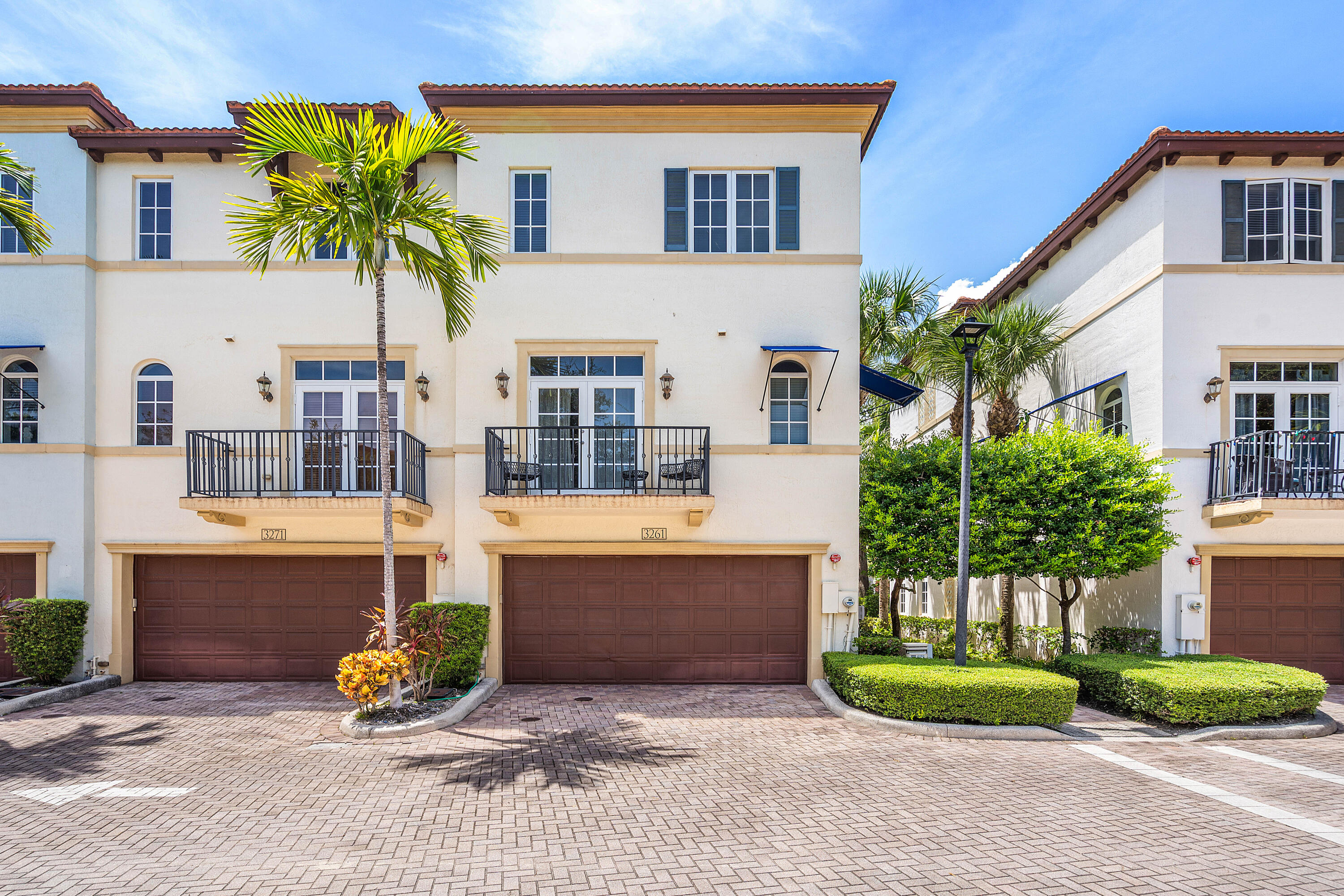 3261 Estancia Lane
