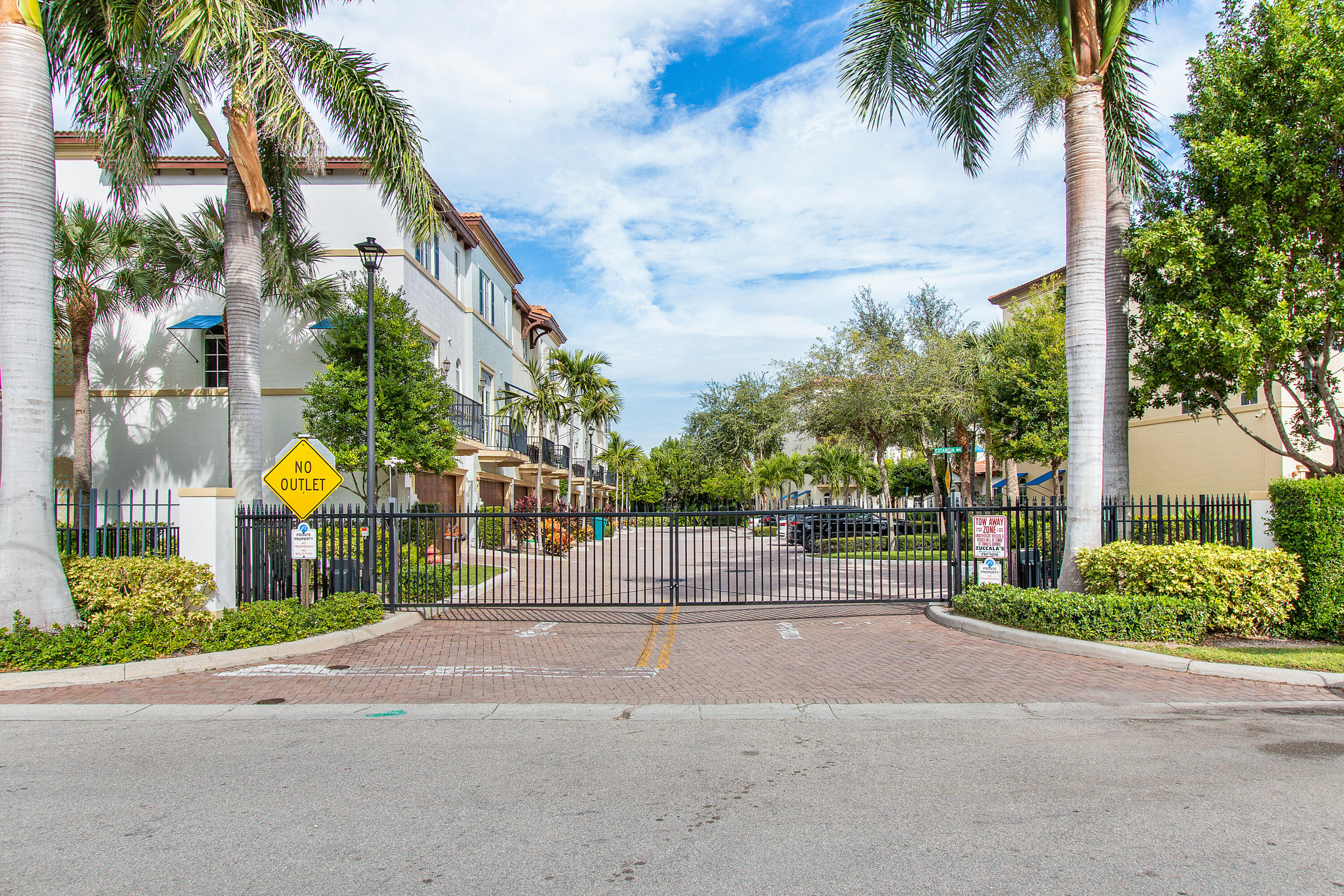 3261 Estancia Lane