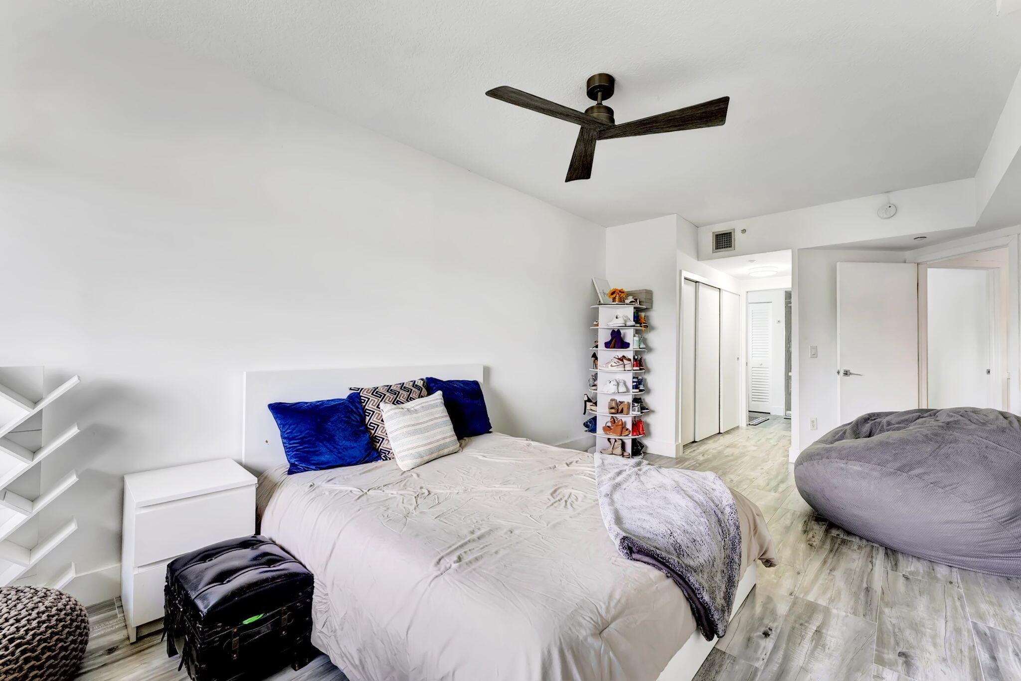 2105 Lavers Circle 507