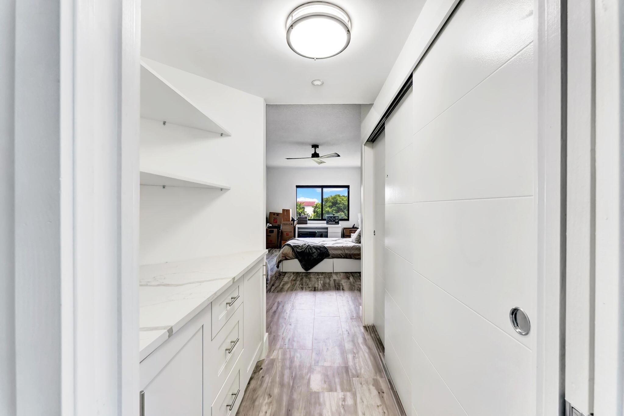 2105 Lavers Circle 507