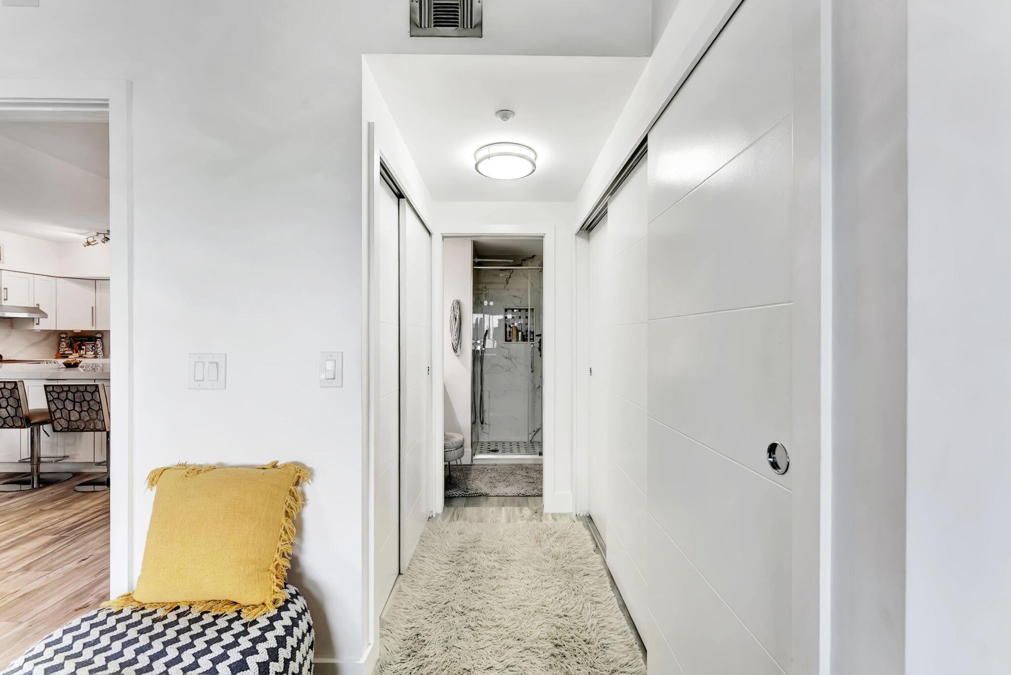 2105 Lavers Circle 507