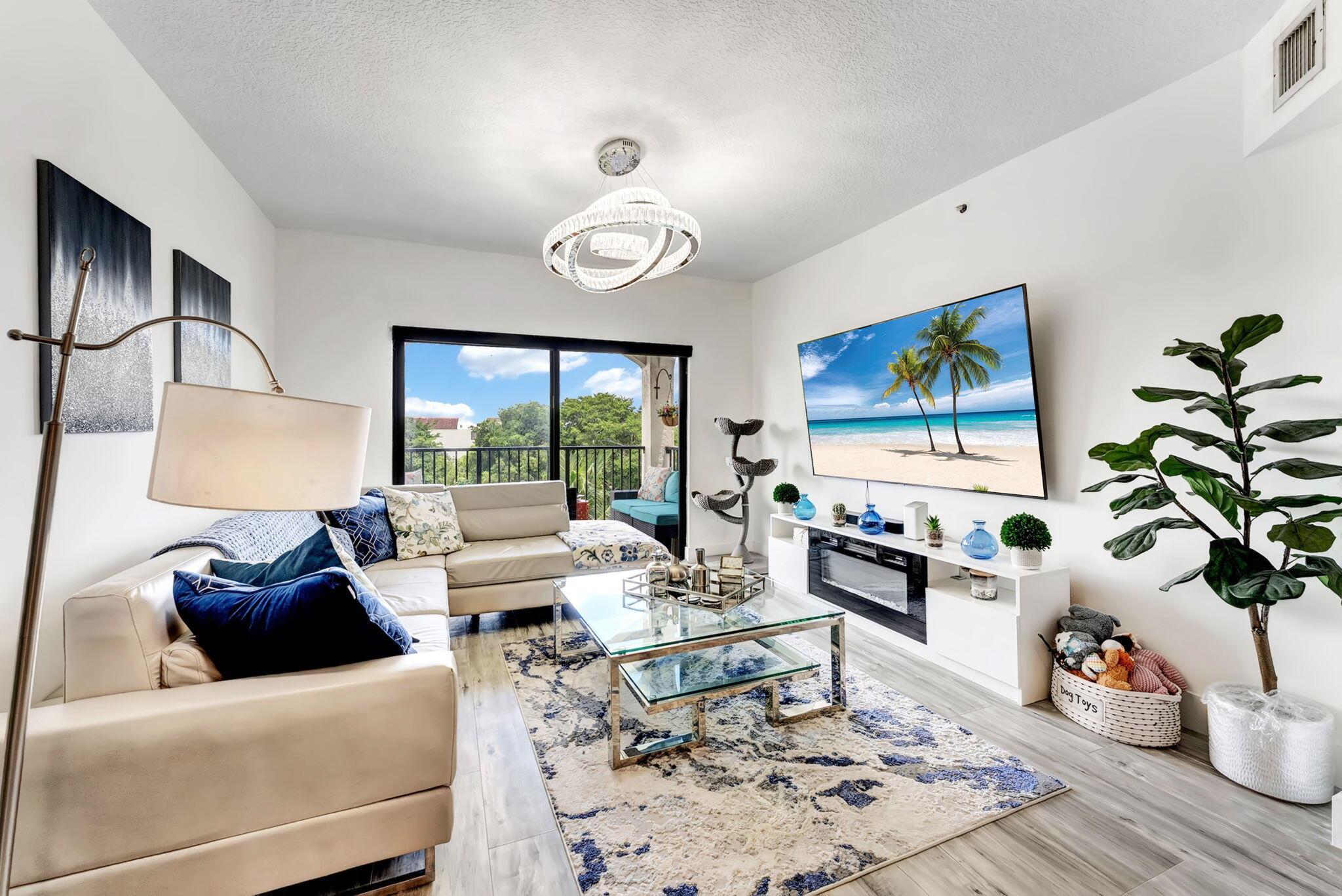 2105 Lavers Circle 507