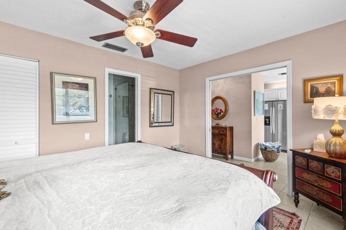 1131 Calamondin Ter 203 Terrace 203