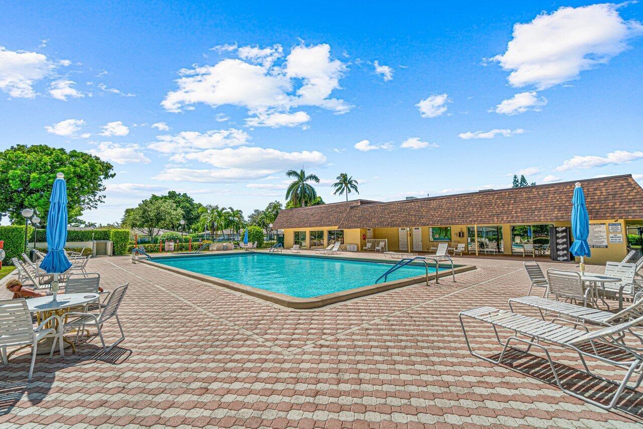 1131 Calamondin Ter 203 Terrace 203