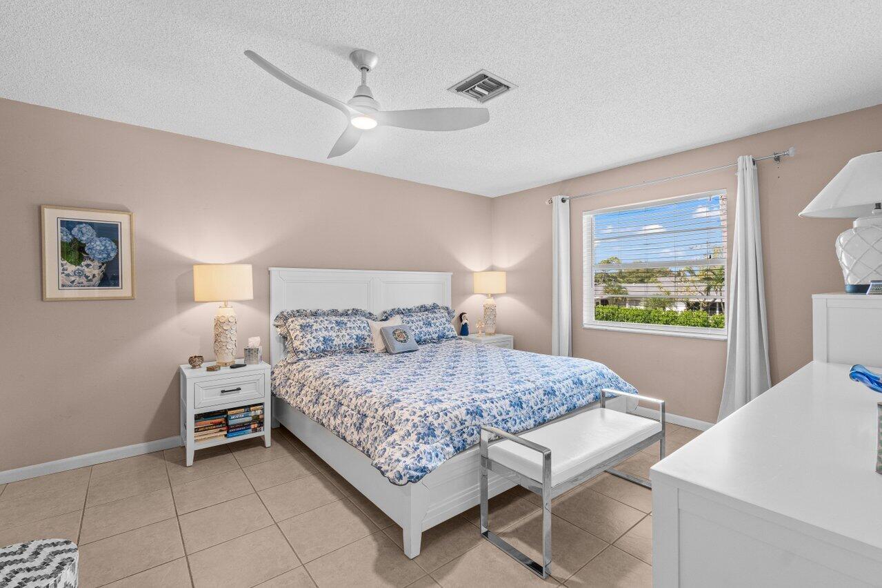 1131 Calamondin Ter 203 Terrace 203