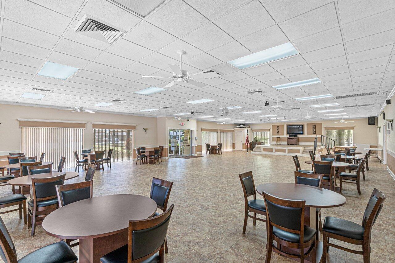 1131 Calamondin Ter 203 Terrace 203