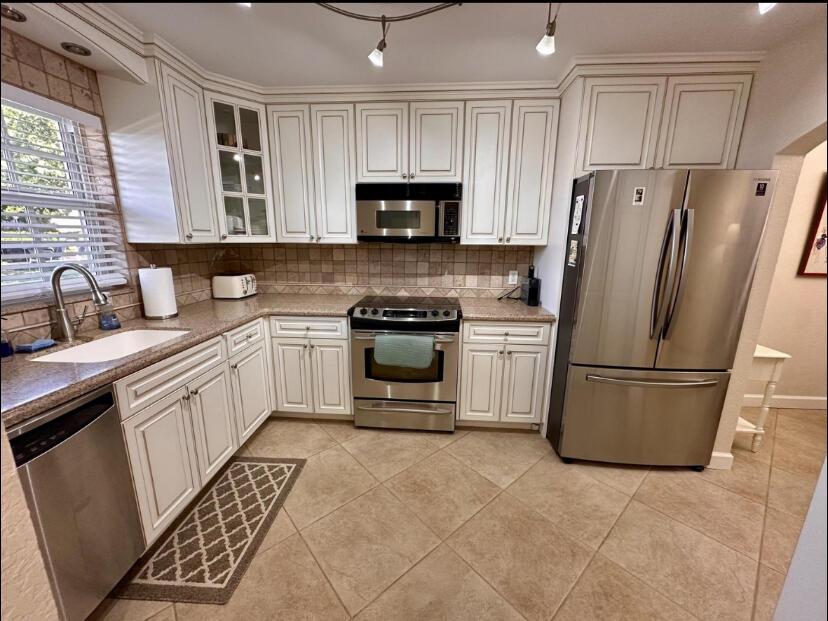 1700 S Ocean Boulevard 6