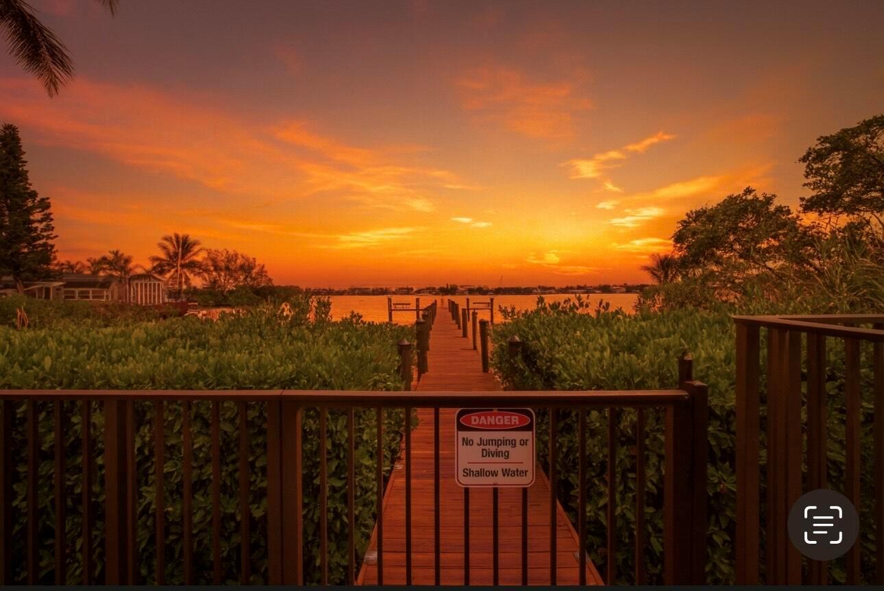 720 N Dixie Highway 303