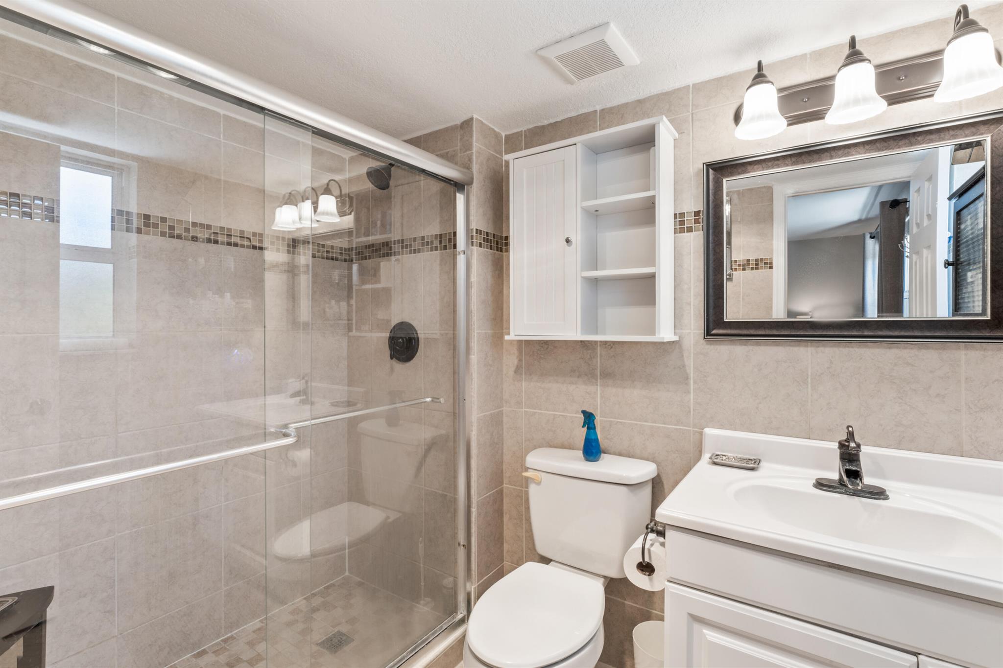 720 N Dixie Highway 303