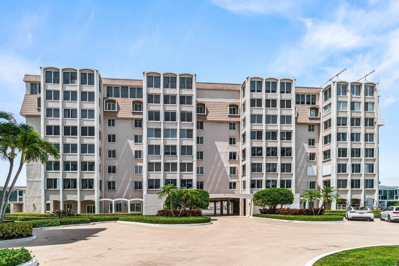 2000 S Ocean Boulevard 306