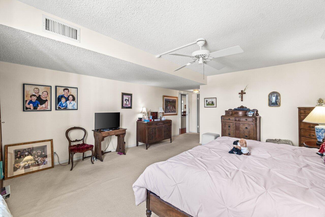 2000 S Ocean Boulevard 306