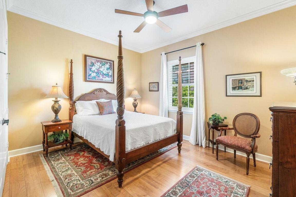 200 NE 2nd Avenue 205