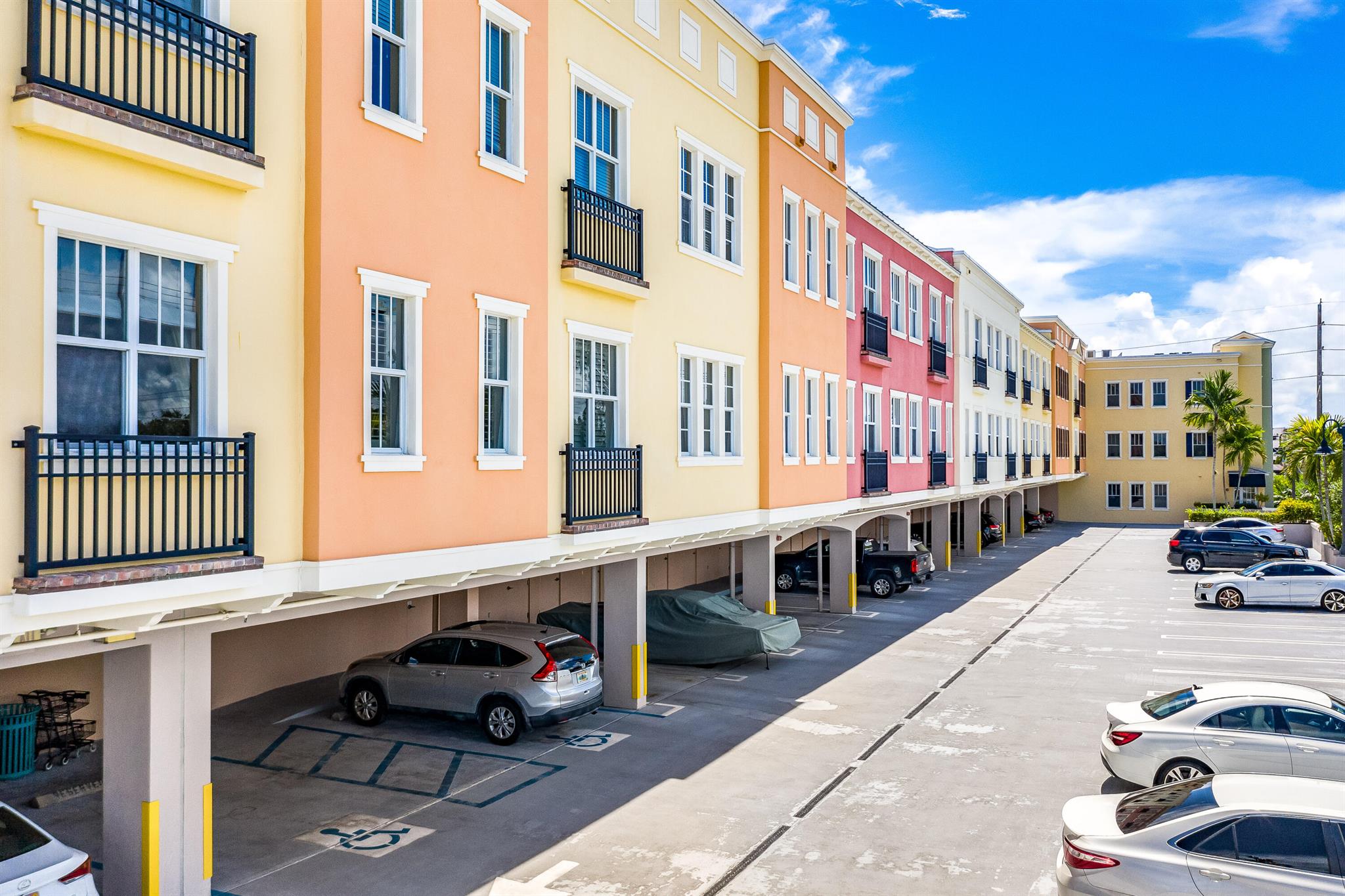 200 NE 2nd Avenue 205