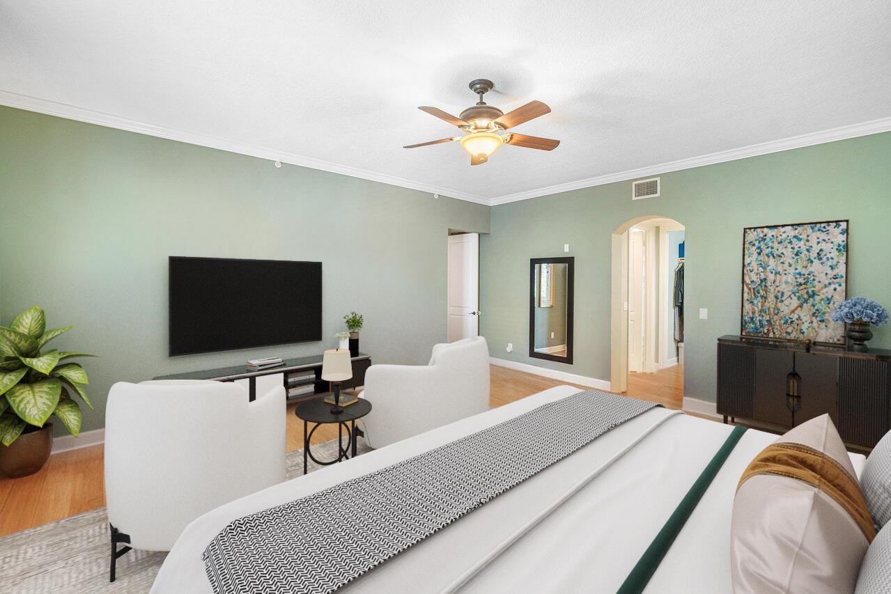 200 NE 2nd Avenue 205