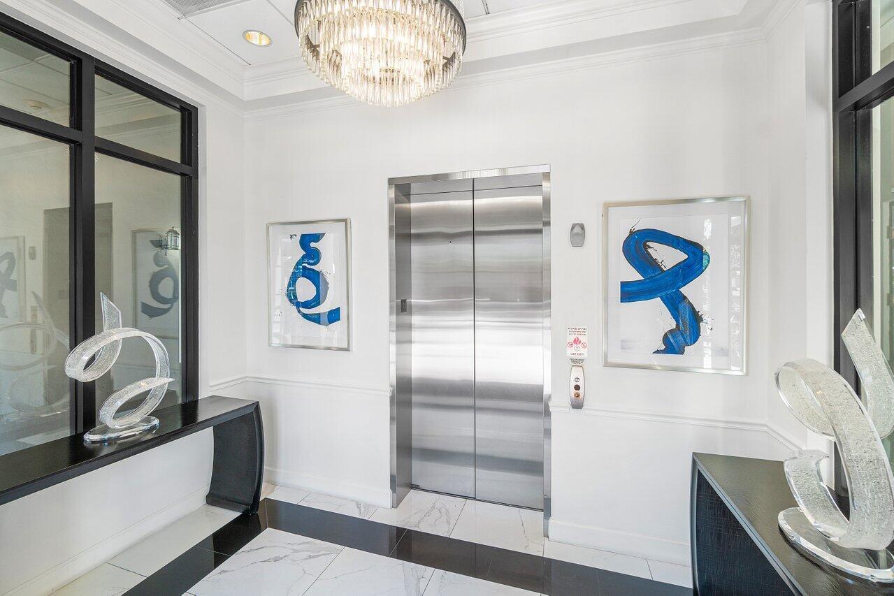 200 NE 2nd Avenue 205