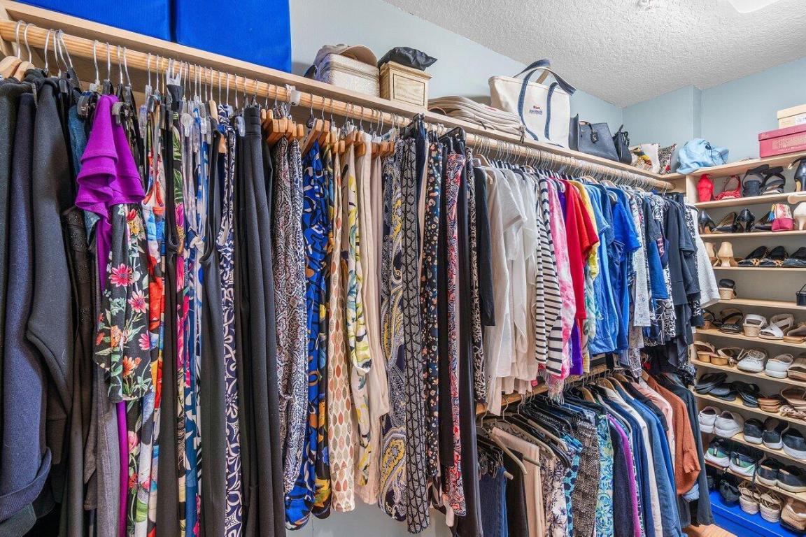 200 NE 2nd Avenue 205