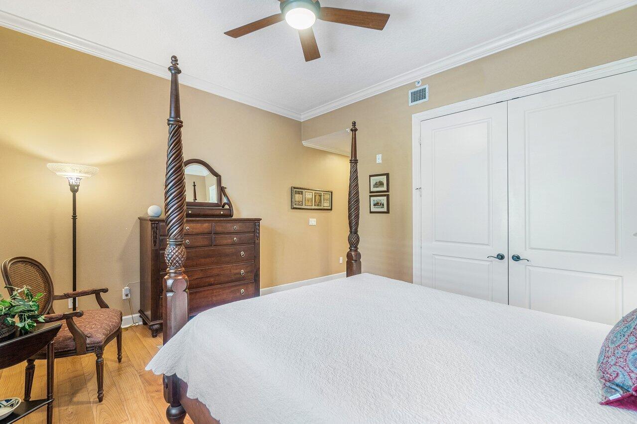 200 NE 2nd Avenue 205