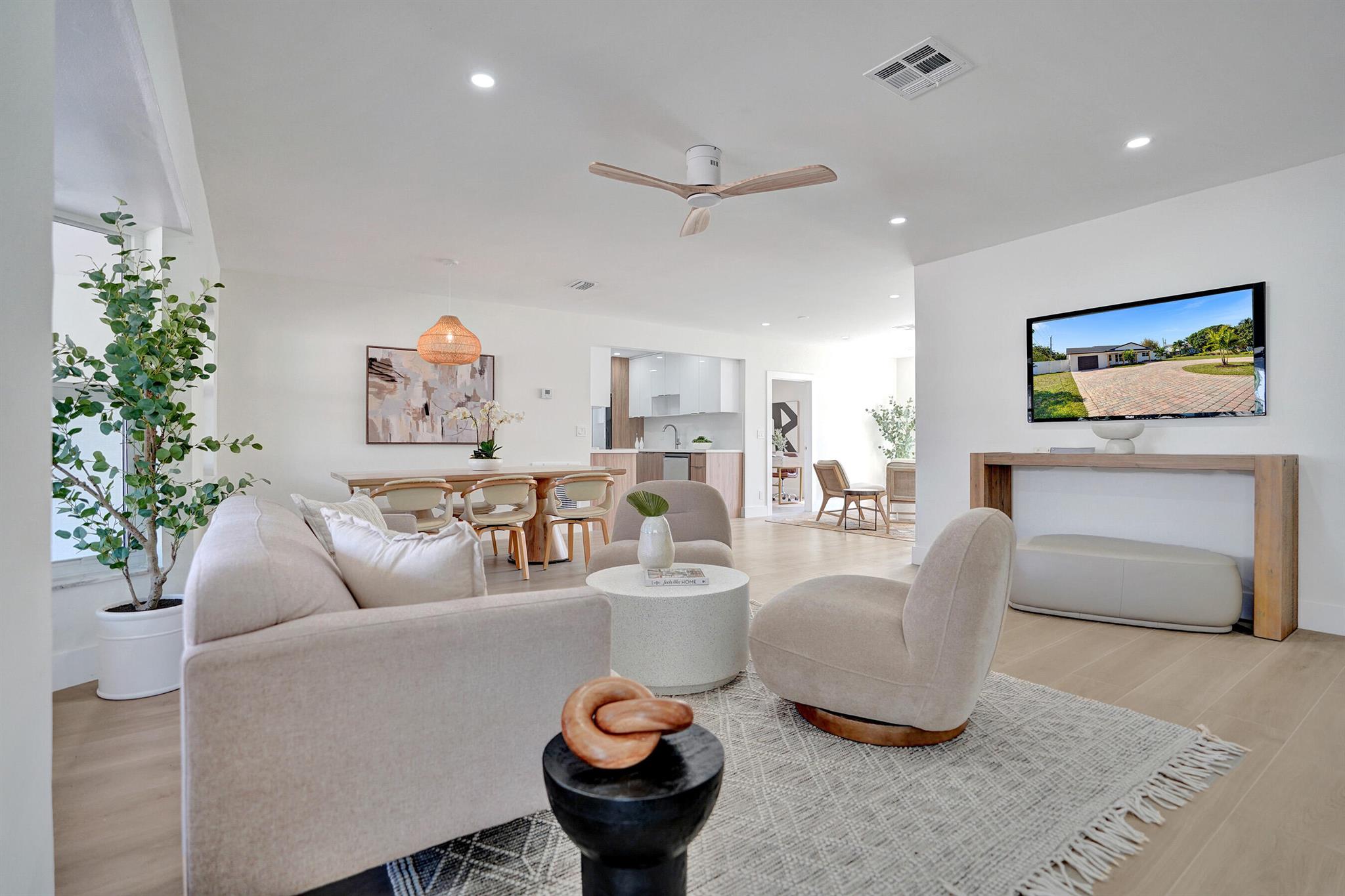 530 Kingbird Circle