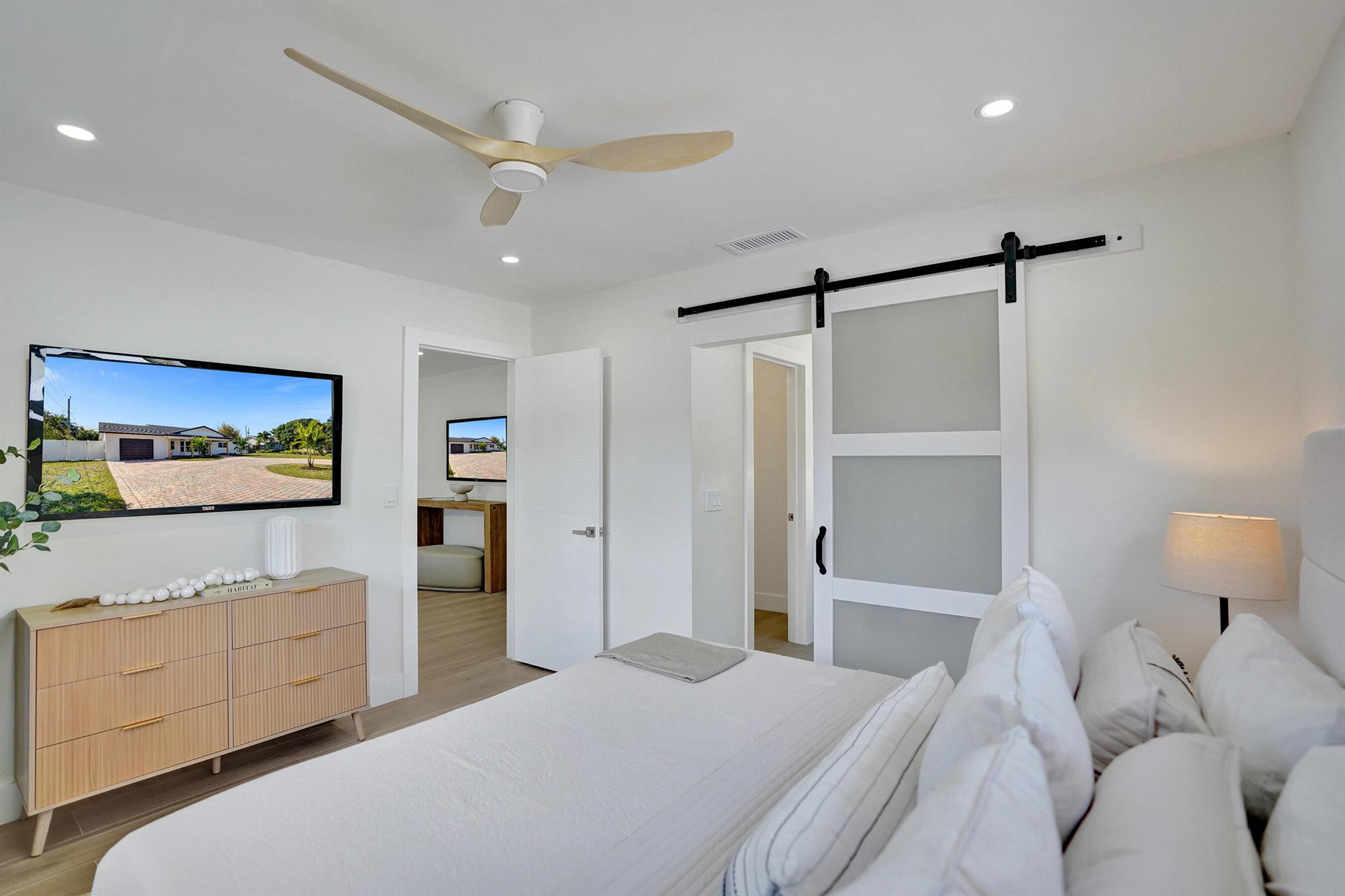 530 Kingbird Circle