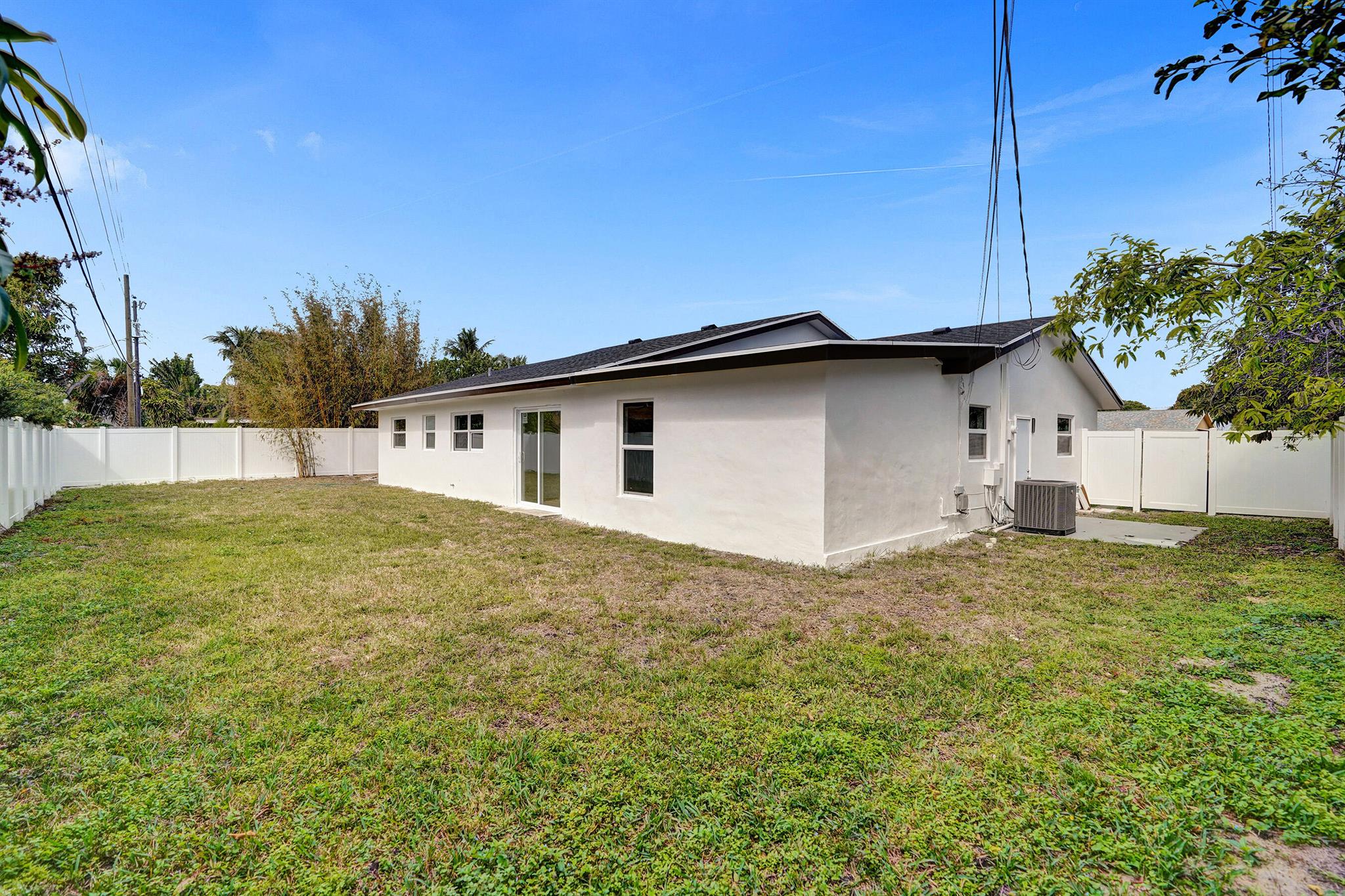 530 Kingbird Circle