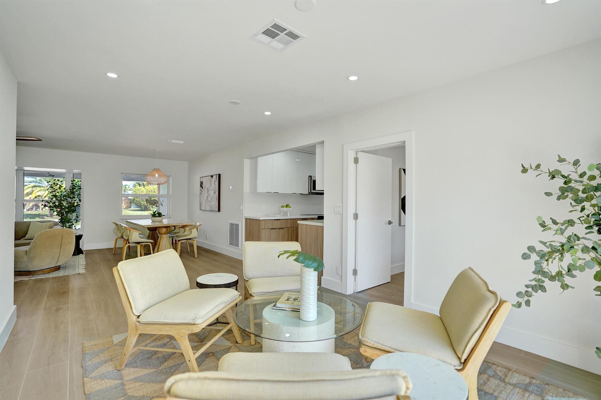 530 Kingbird Circle