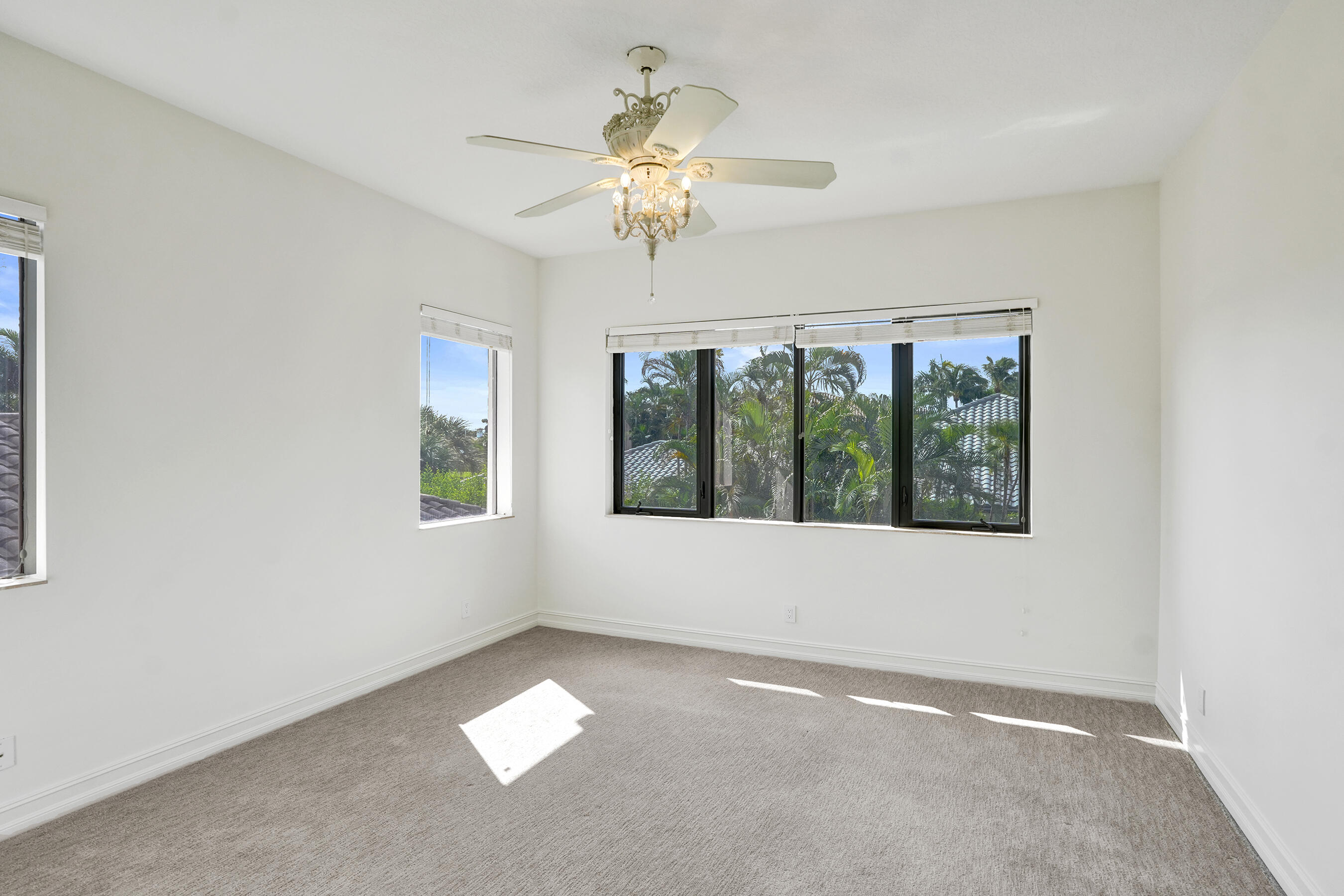 17682 Middlebrook Way