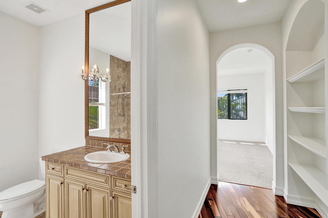 17682 Middlebrook Way