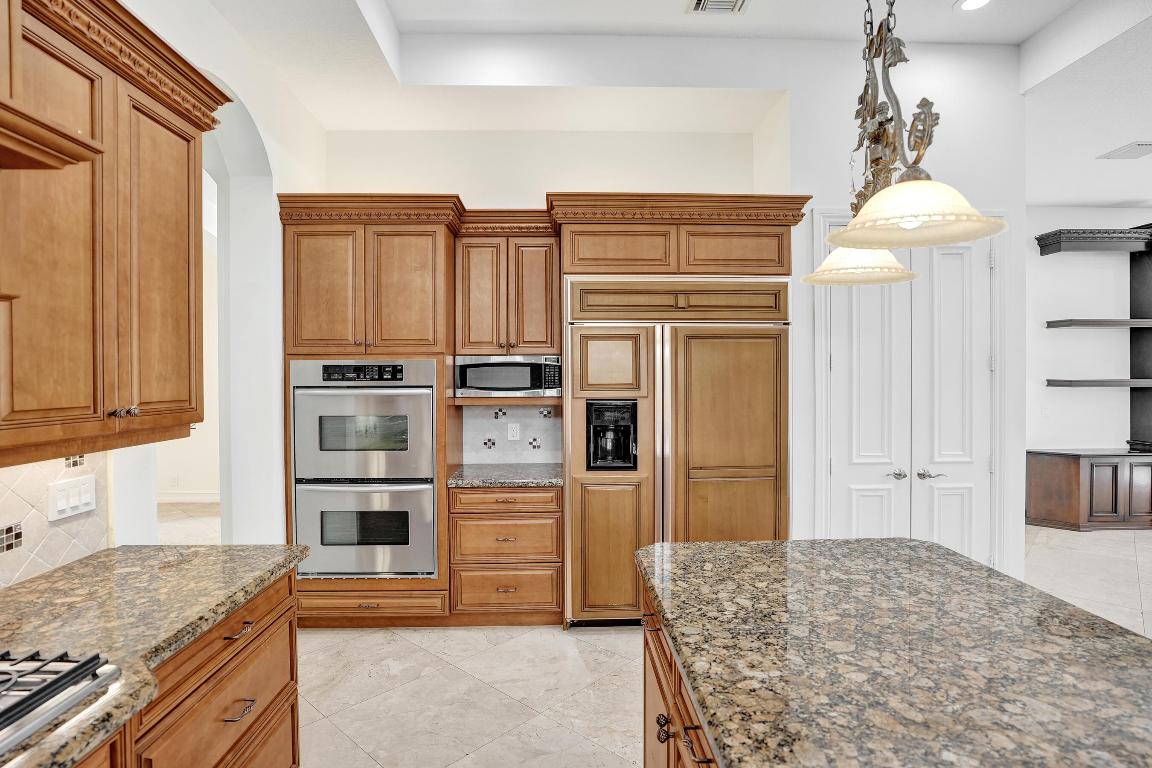 17682 Middlebrook Way