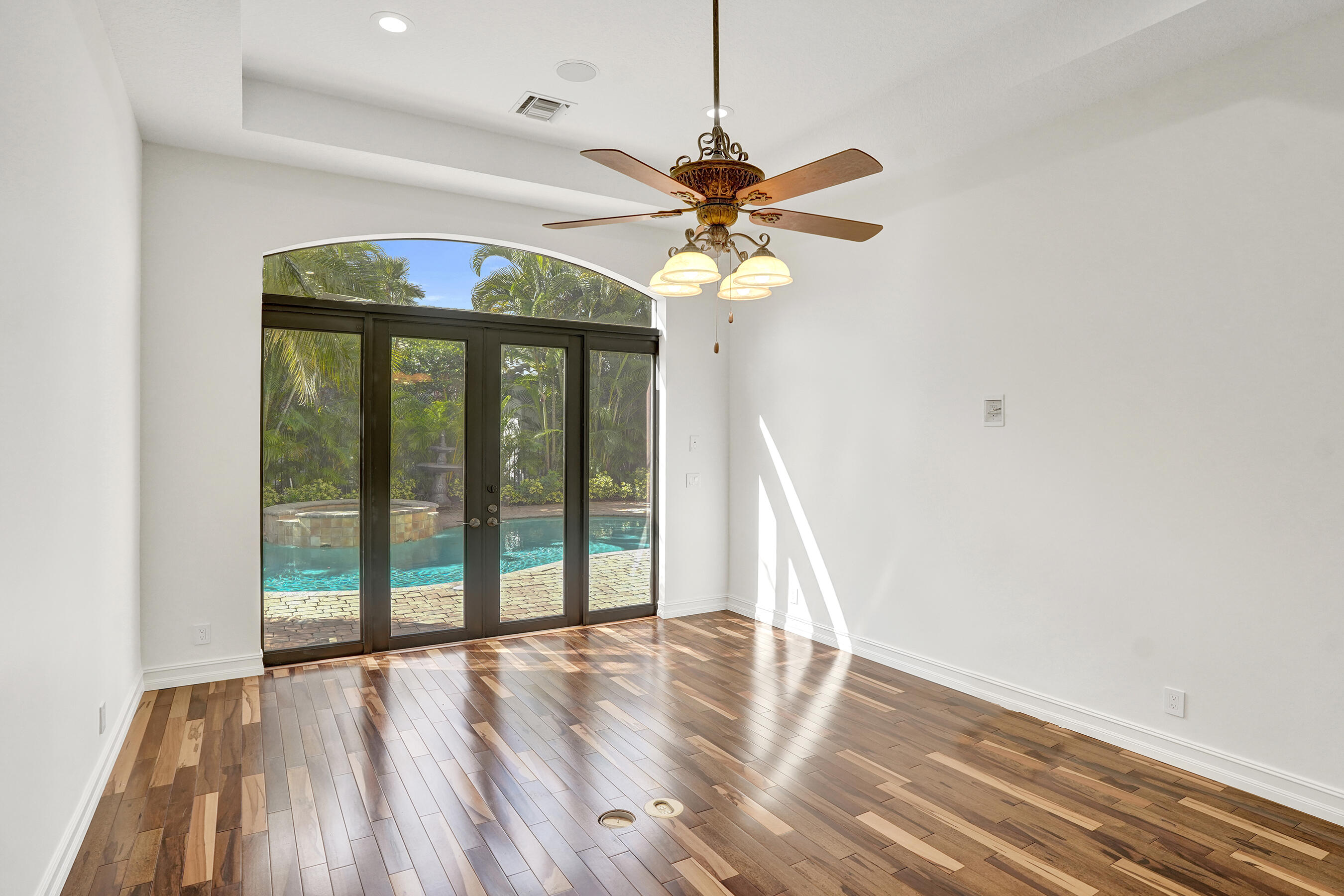 17682 Middlebrook Way