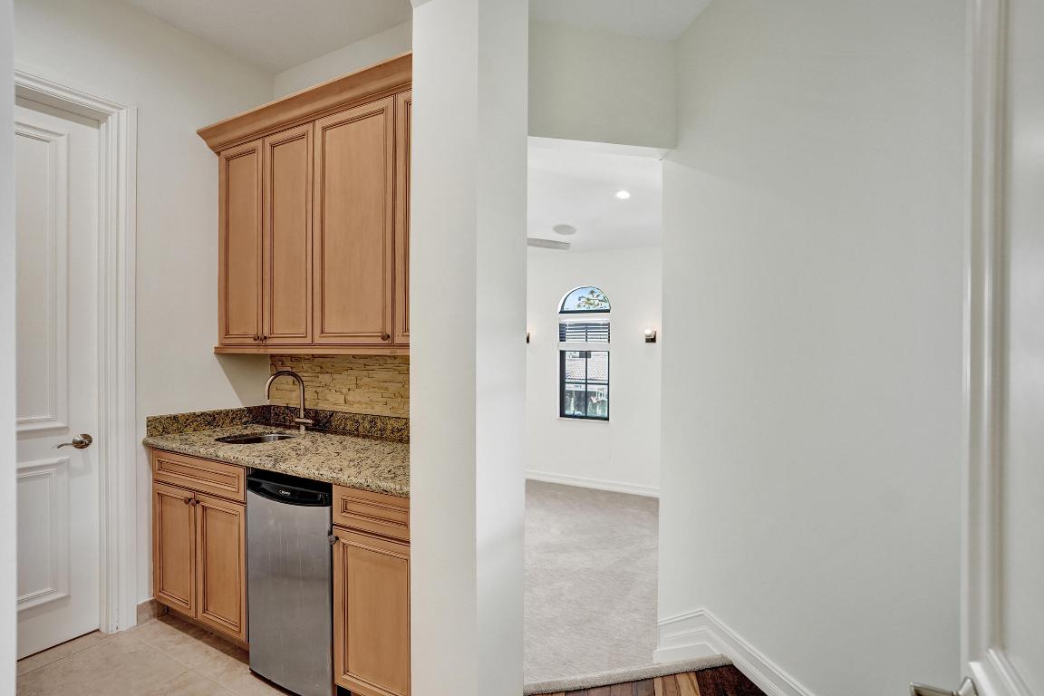 17682 Middlebrook Way