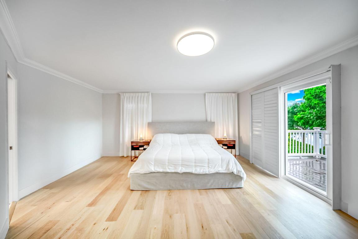 3402 Pine Haven Circle