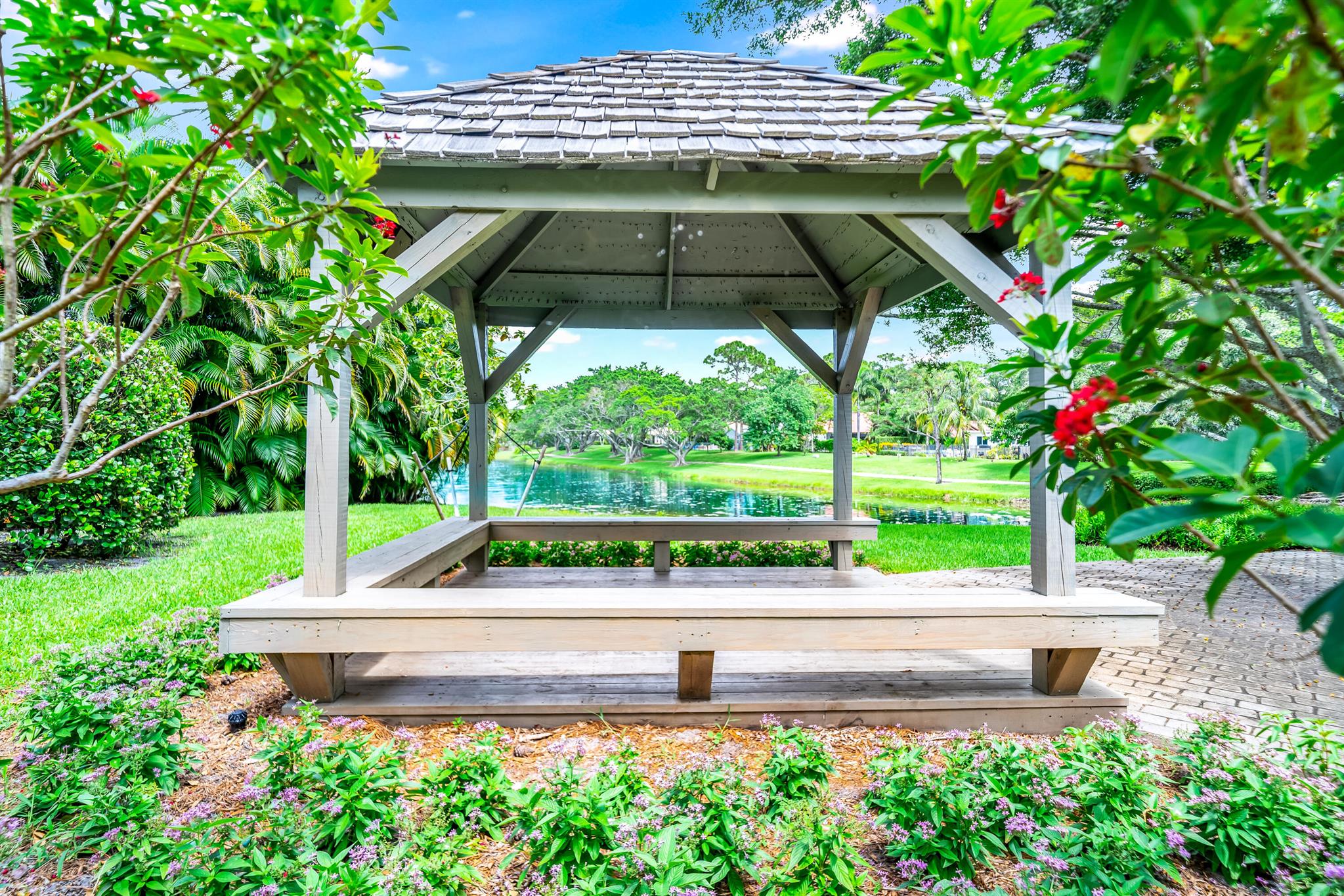 3402 Pine Haven Circle