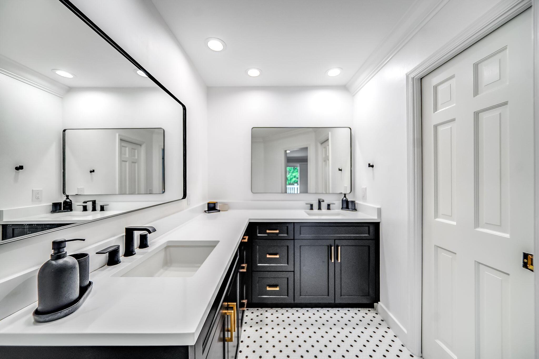 3402 Pine Haven Circle