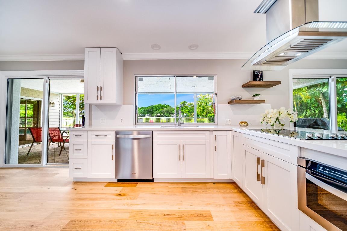 3402 Pine Haven Circle