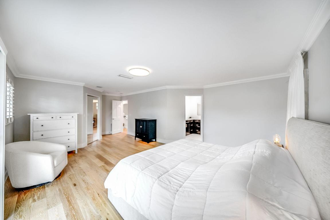 3402 Pine Haven Circle