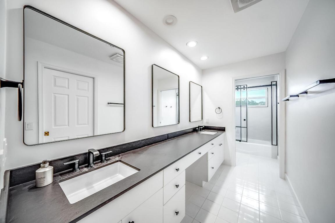 3402 Pine Haven Circle