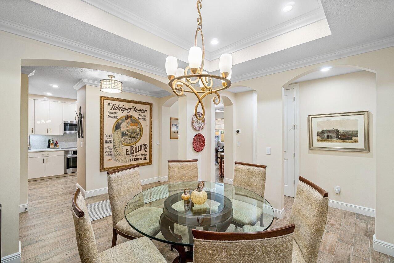 200 NE 2nd Avenue 211