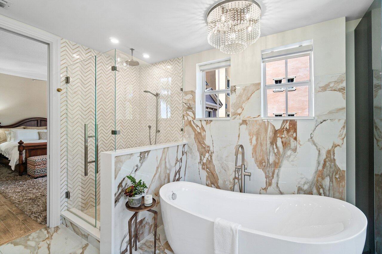 200 NE 2nd Avenue 211