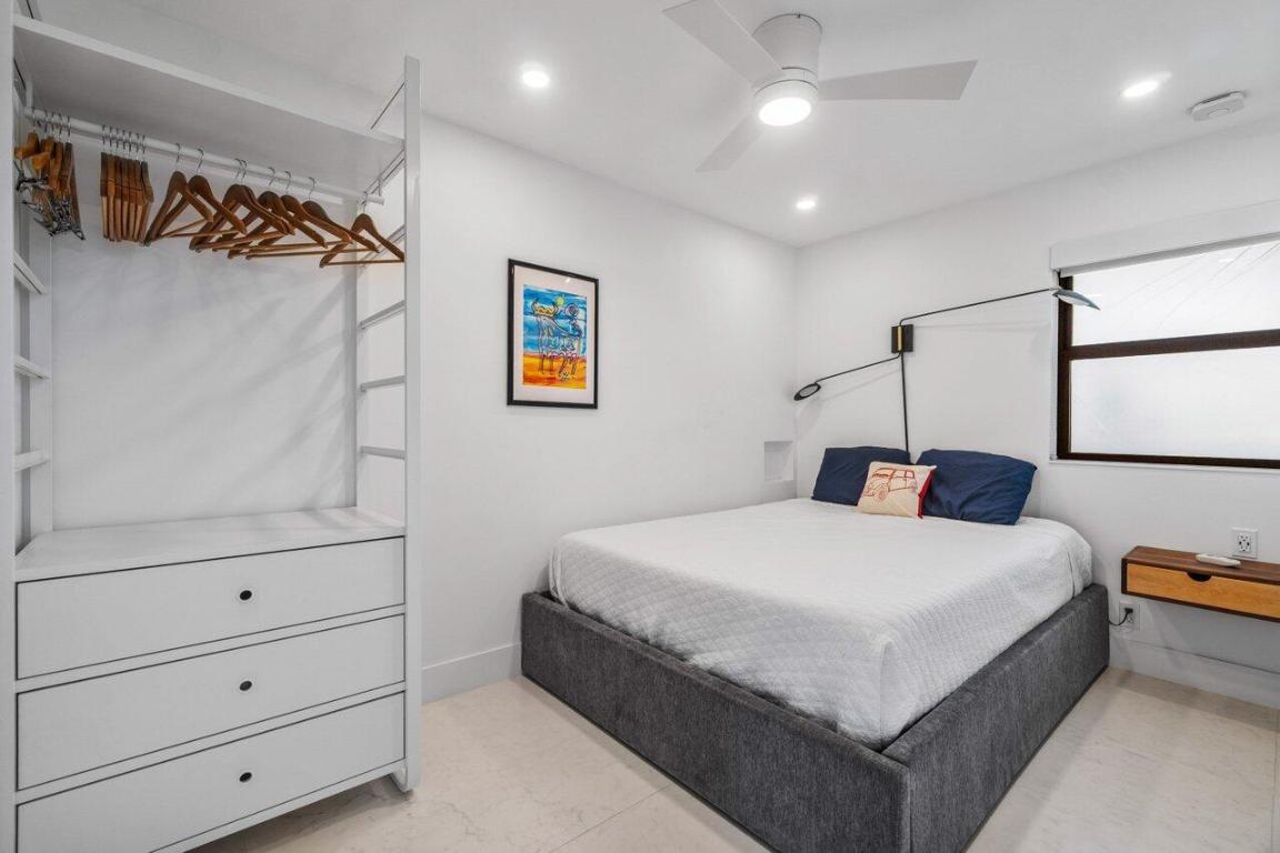 1035 S Federal Highway Ph 14