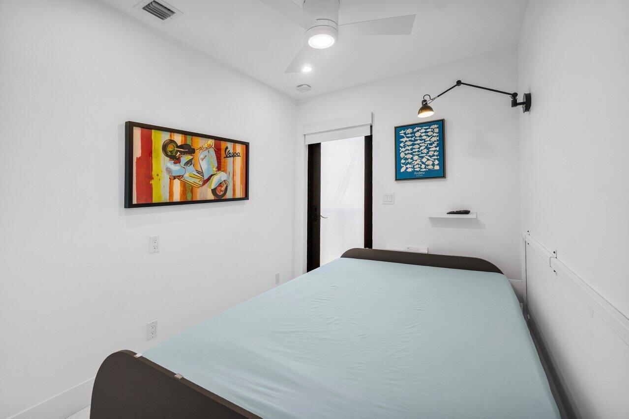 1035 S Federal Highway Ph 14