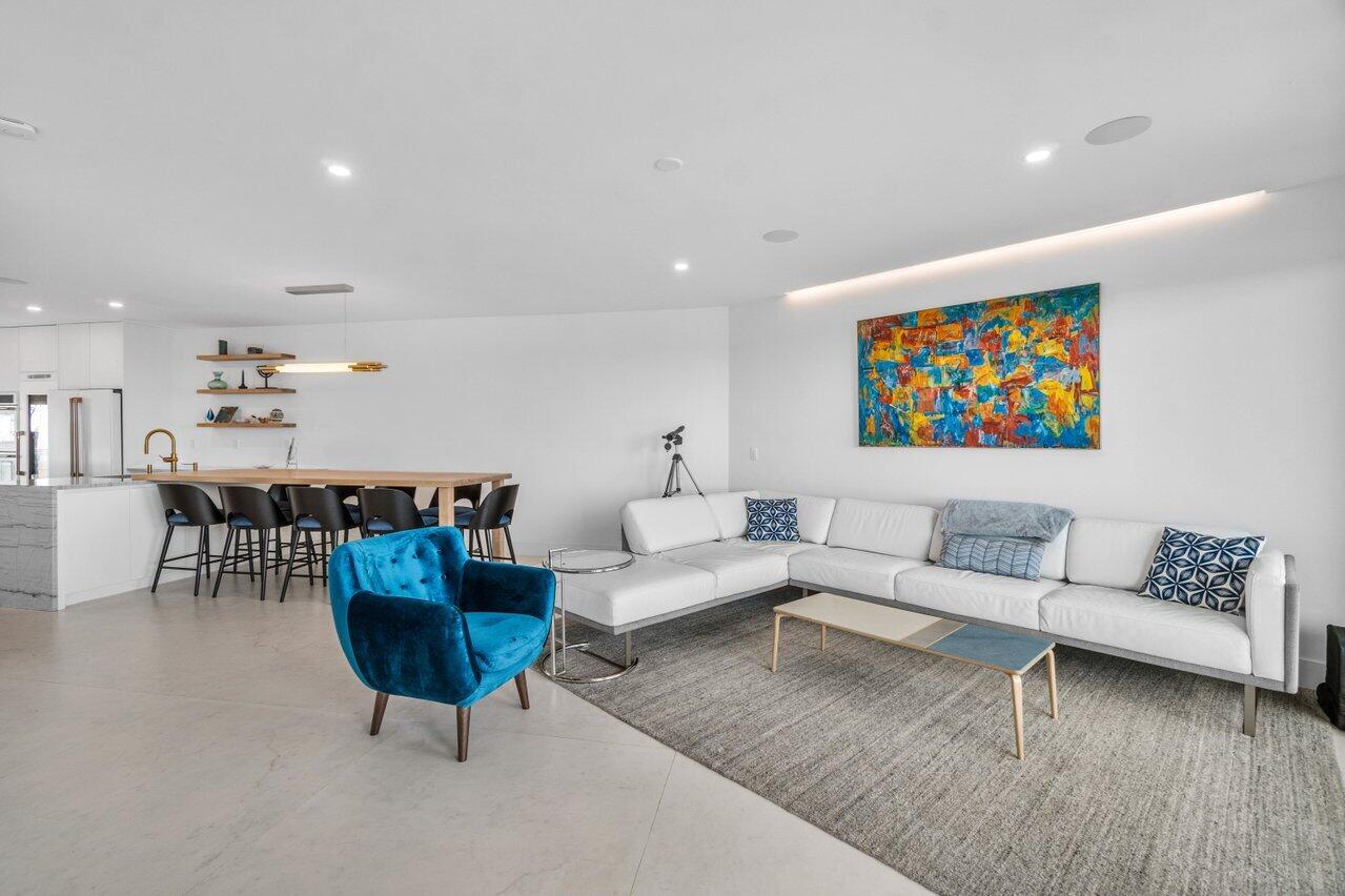 1035 S Federal Highway Ph 14