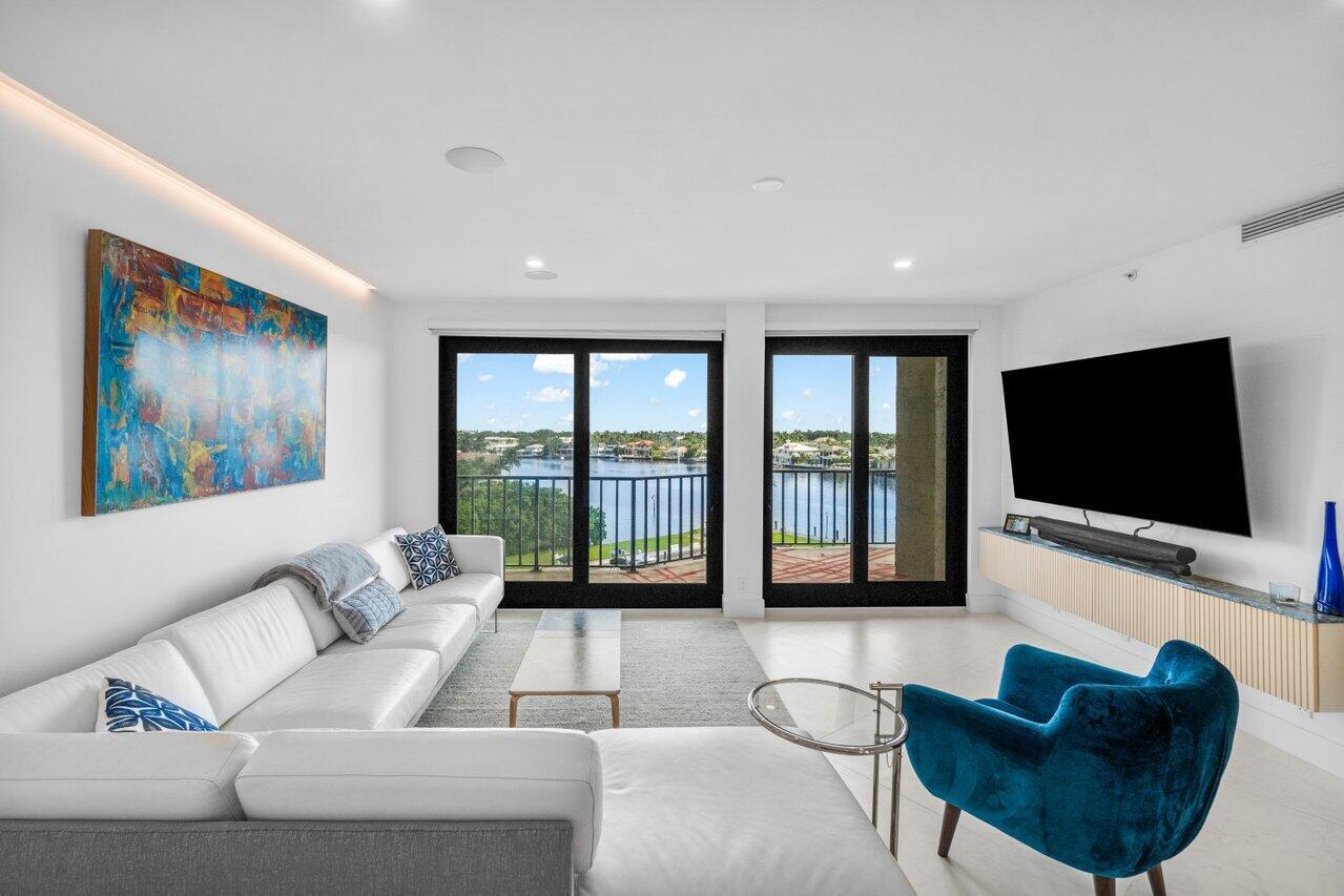 1035 S Federal Highway Ph 14