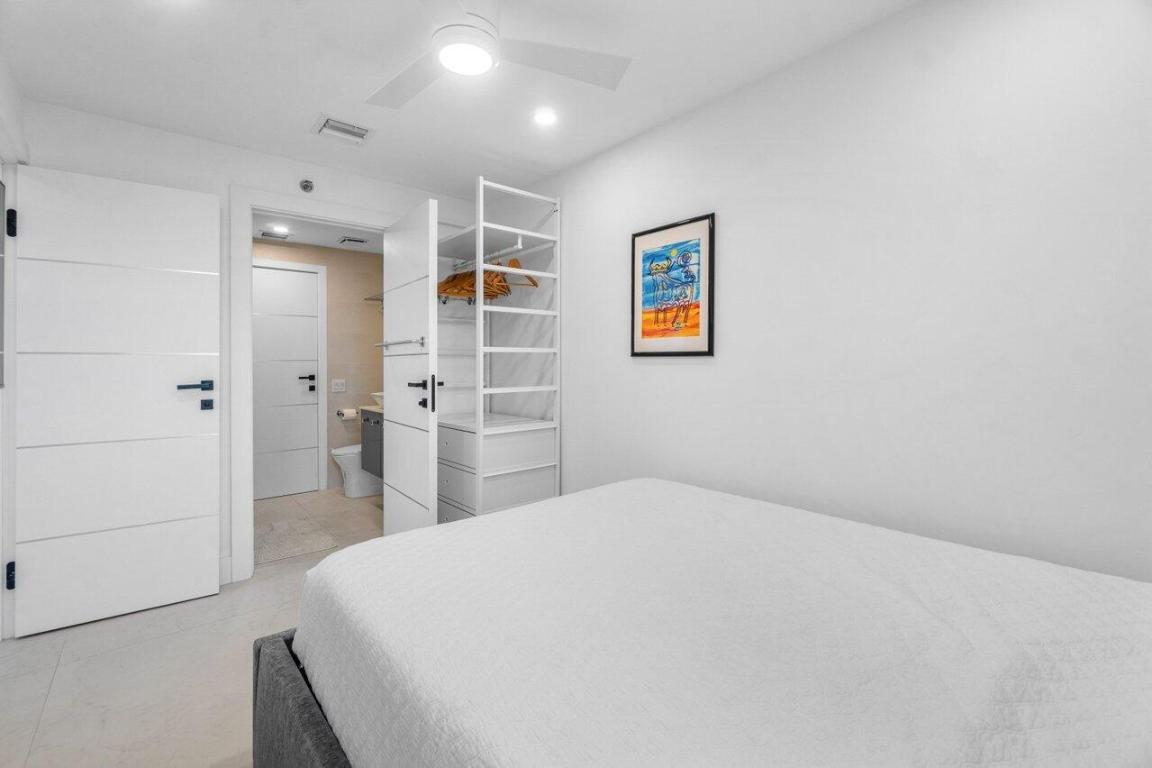 1035 S Federal Highway Ph 14