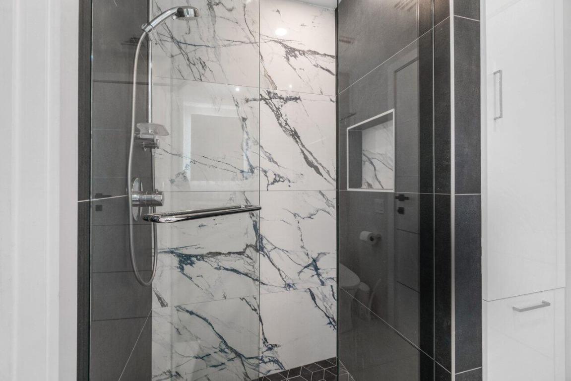 1035 S Federal Highway Ph 14