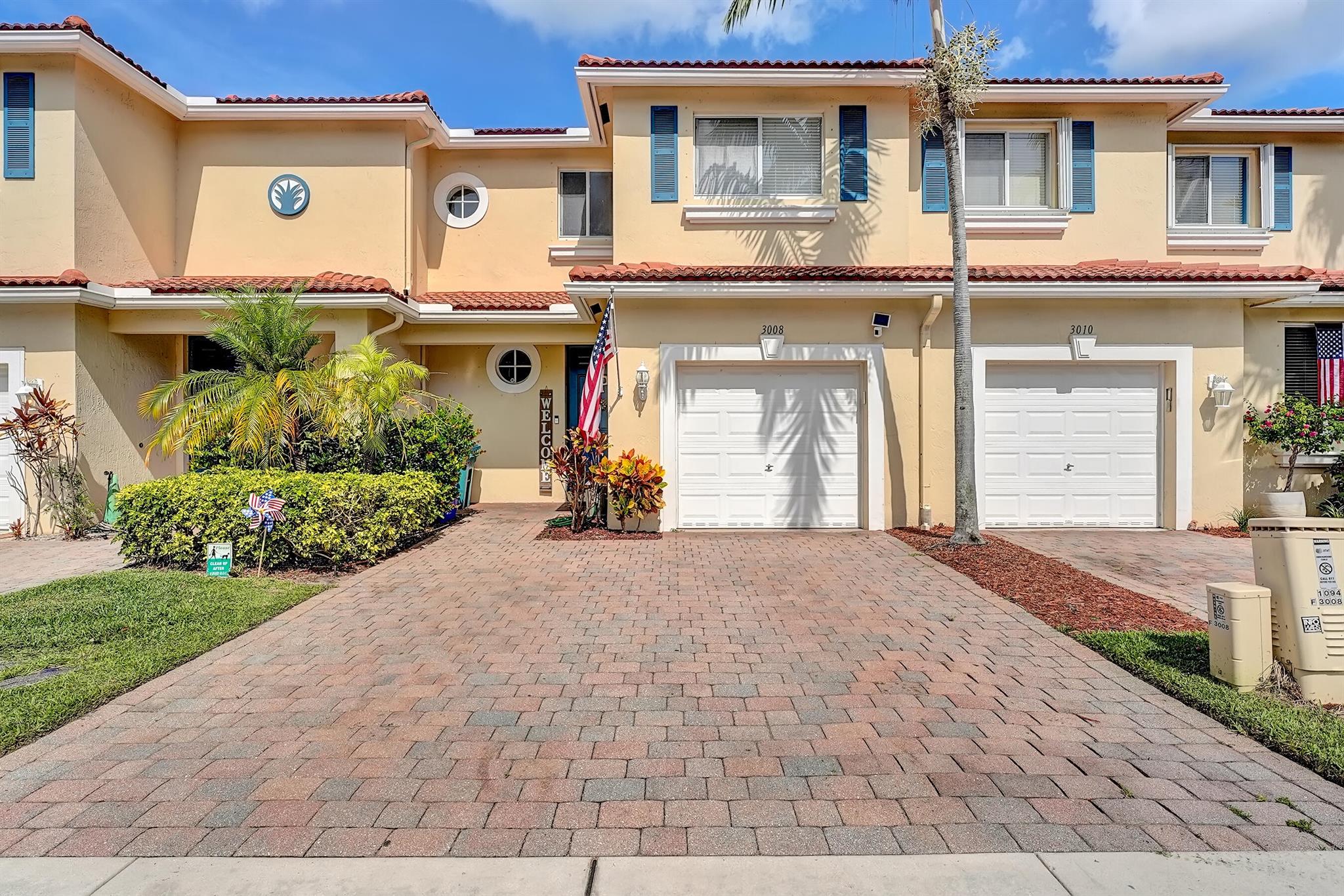 3008 N Evergreen Circle