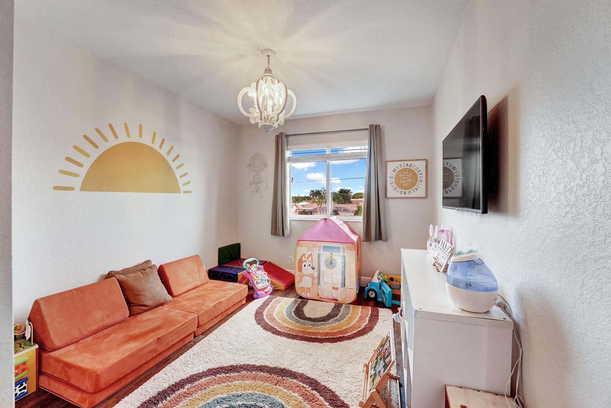 3008 N Evergreen Circle